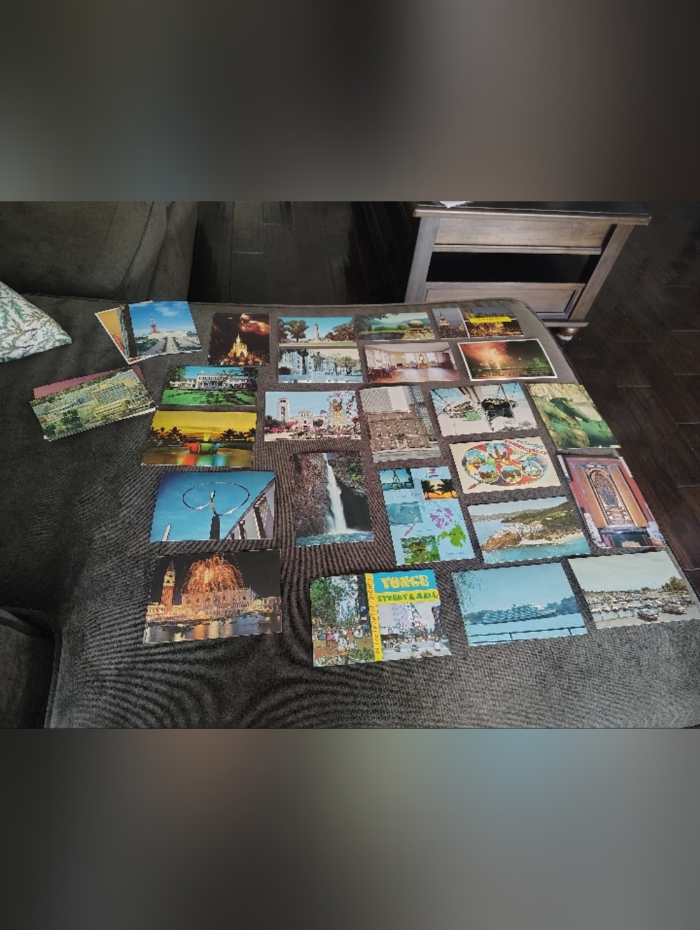 Lot of Vintage Postcards